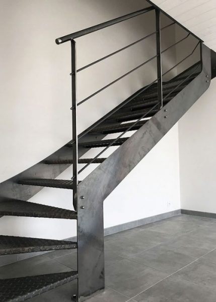 Escalier style industriel