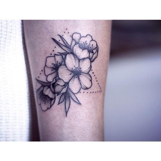 Image tatouage fleur