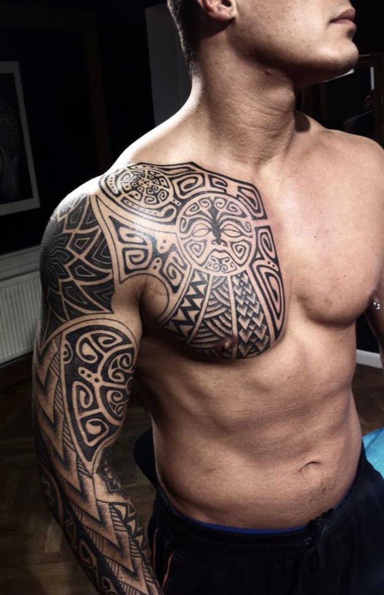 Tatouage maori homme