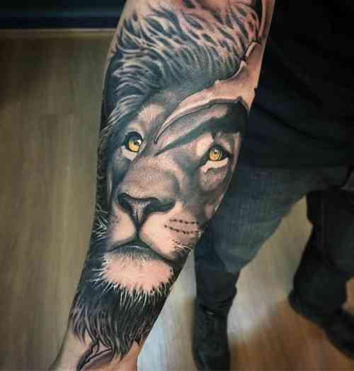 Tatouage homme stylé