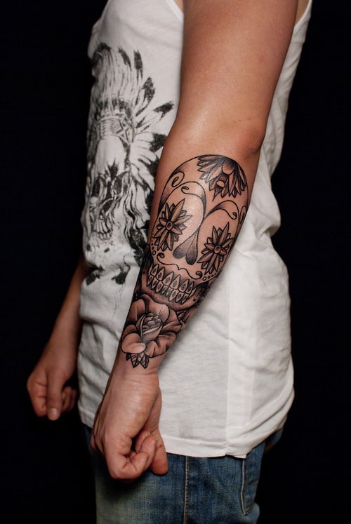 Modele tatouage tribal avant bras