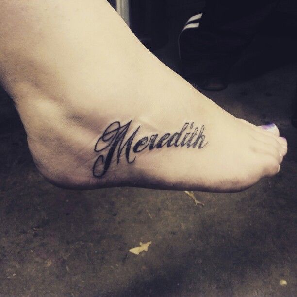 Ecriture tatouage prenom