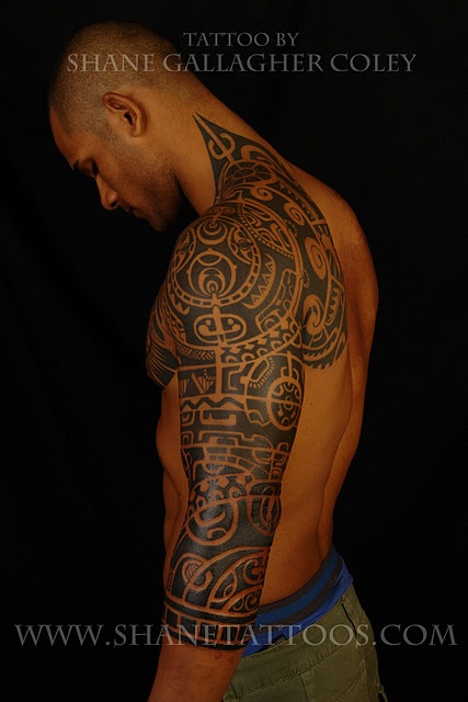 Tattoo omoplate homme