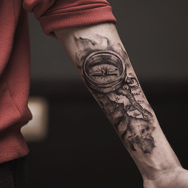 Idée tatouage avant bras homme
